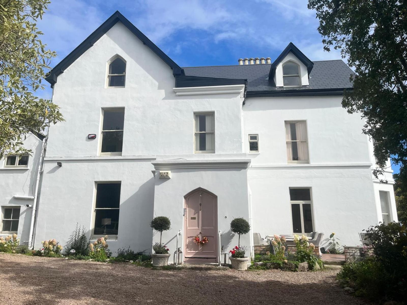 Lynwood House Bed & Breakfast Cobh Exterior photo